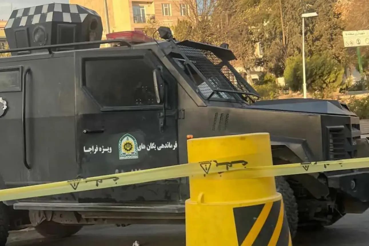 КСИР объявил об аресте более 100 «американо-сионистских наемников» с начала войны. Большинство из них обвинили в работе на «враждебные СМИ»