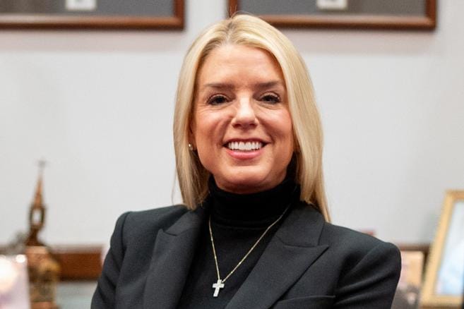 Генпрокурор США Пэм Бонди уходит в отставку