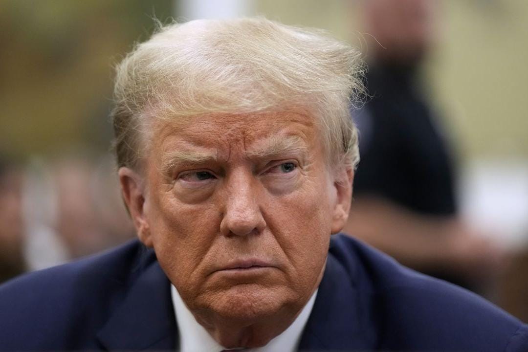 Суд отклонил иск Трампа к The Wall Street Journal о клевете из-за открытки для Джеффри Эпштейна
