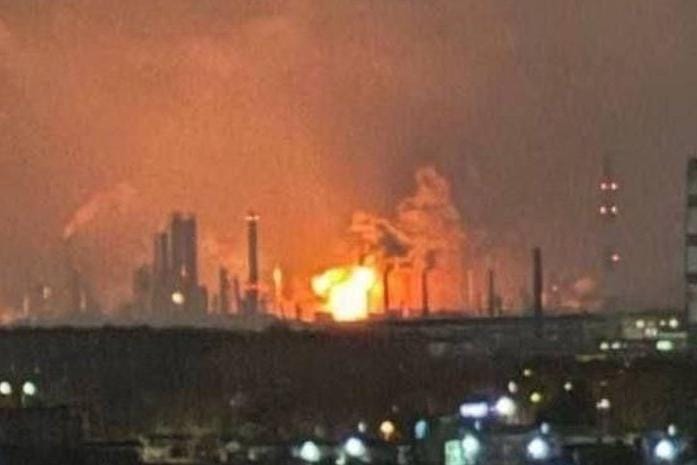 Волгоградский НПЗ приостановил работу после налета БПЛА — Reuters