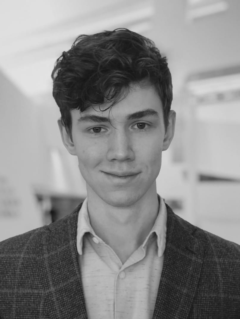 Андрей Смоляков