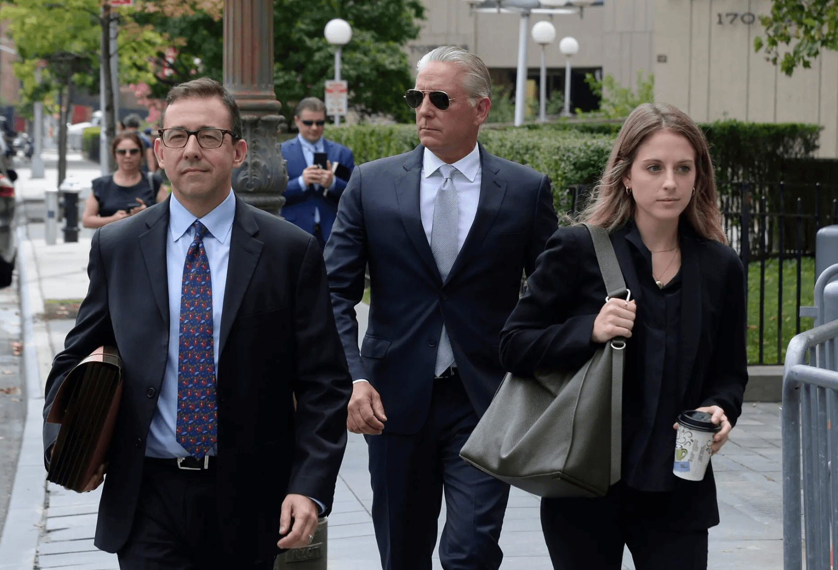 Экс-сотрудник ФБР, расследовавший связи Трампа с Россией, в суде признал вину в сборе компромата для Дерипаски