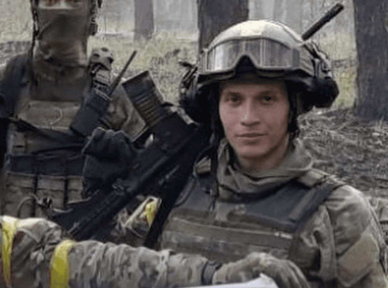 В Курской области погиб россиянин Дани «Апостол» Акель. Он воевал в составе легиона «Свобода России» и был убит снайпером