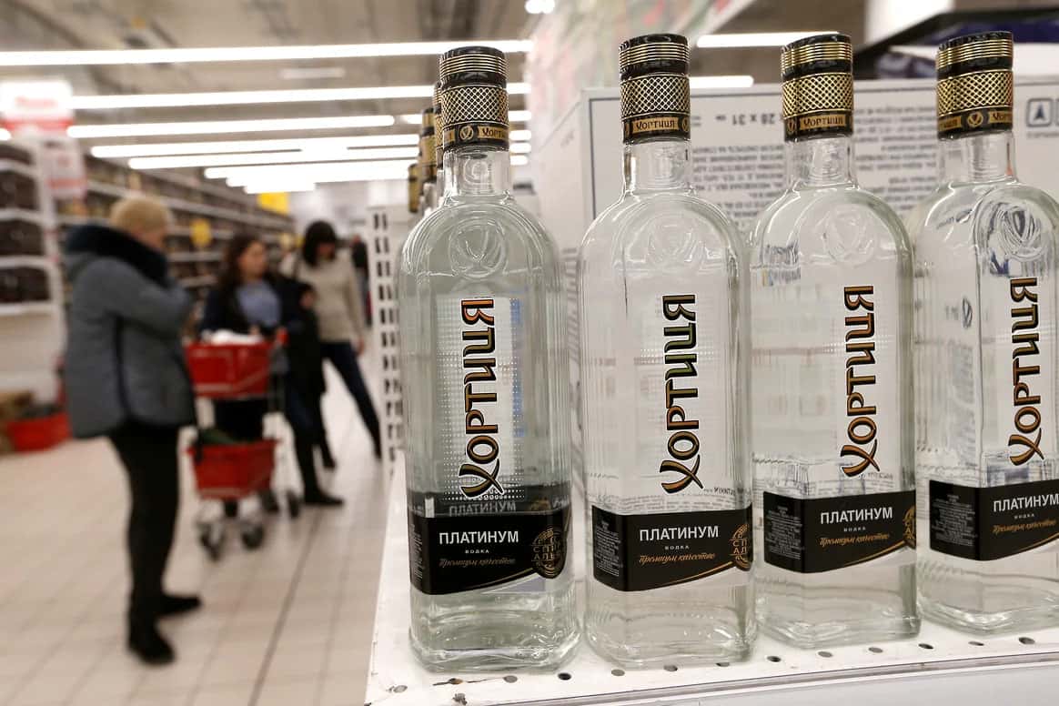 Власти России национализировали производителя водки «Хортиця»