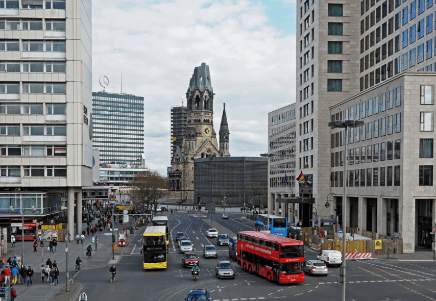 Руководство немецкой партии «Зеленые» ушло в отставку в полном составе — правящая коалиция в Германии под угрозой