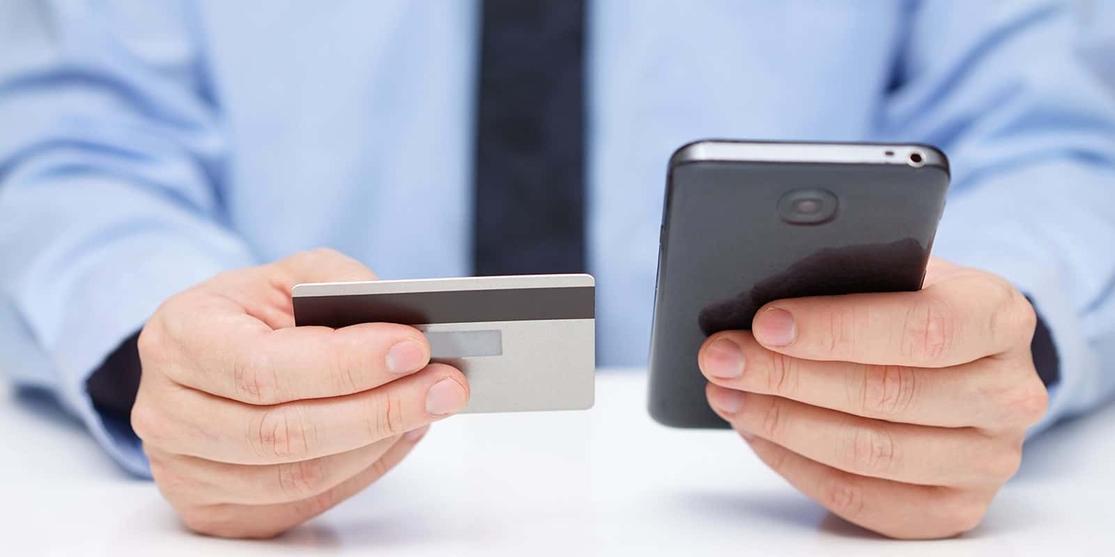 Российские банки начали требовать подтверждения родственной связи между отправителем и получателем при переводе крупных сумм — РИА «Новости»