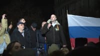 Дамьян Кнежевич на митинге в поддержку России, Белград, март 2022
