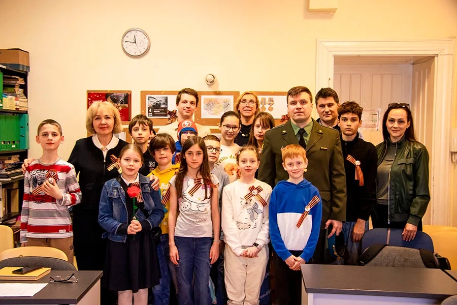 GRU Major Vadim Yurchenko visiting a school