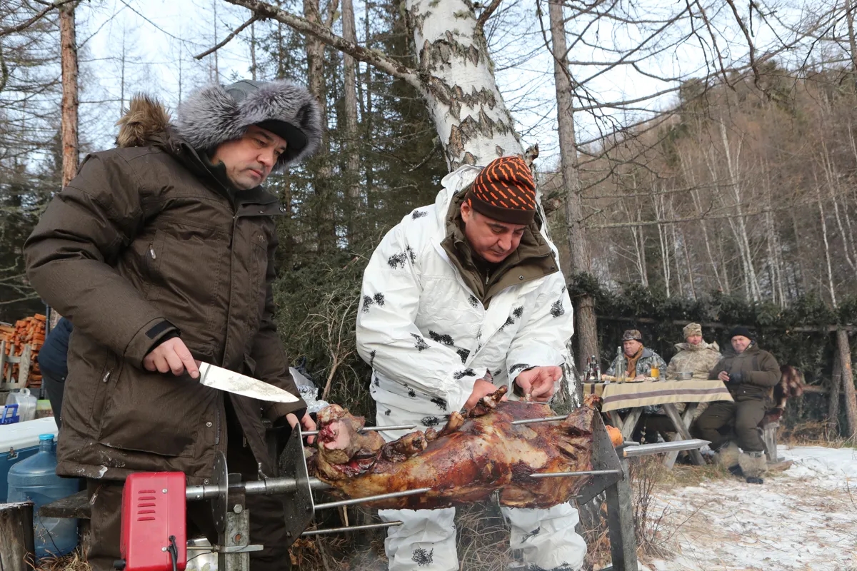 Andrey Vorobyov, Governor of the Moscow Region, and Alexei Dyumin at “Disneyland” in Khakassia