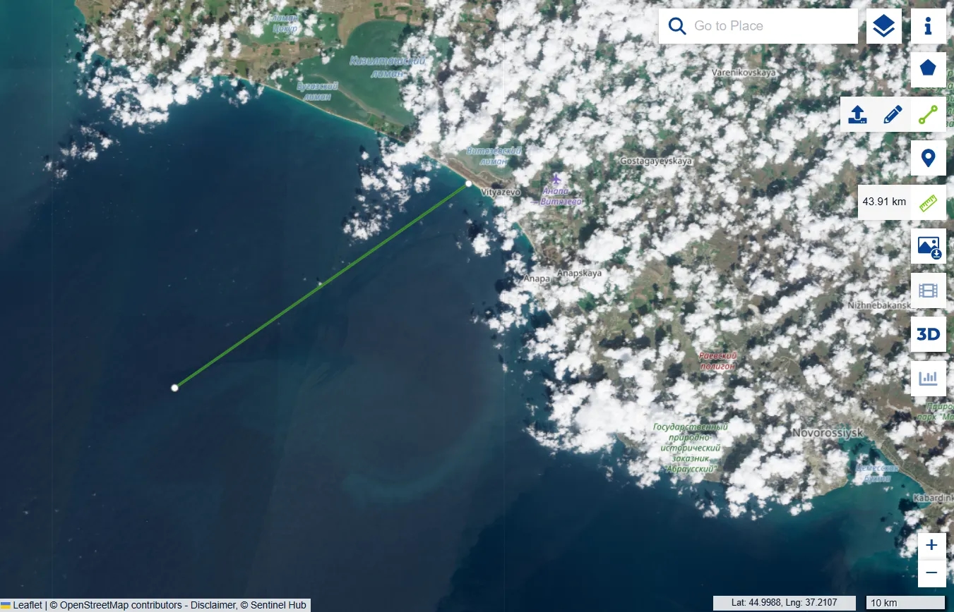 Oil slick in the Black Sea, April 12, 2026 / Sentinel-2 satellite data