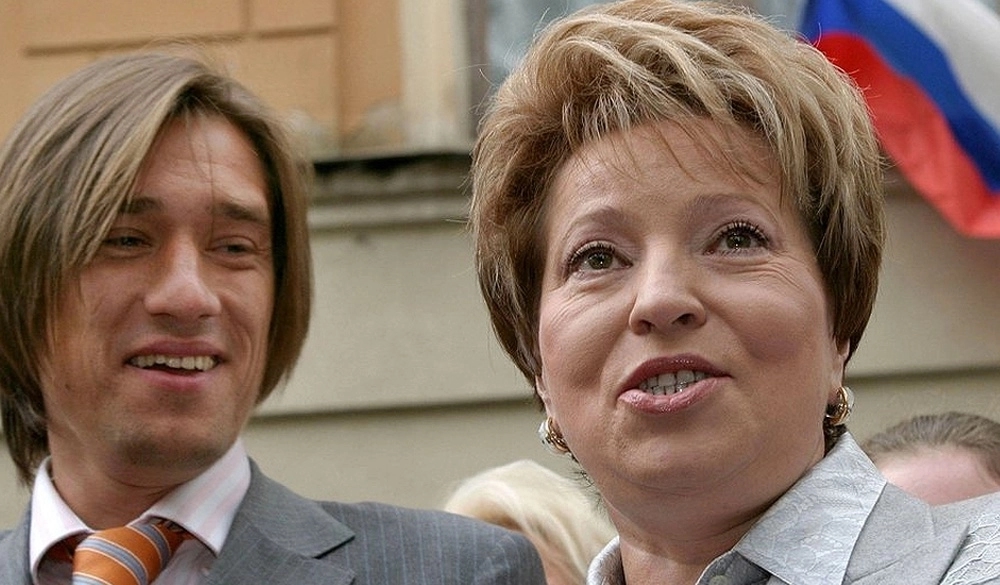 Valentina Matviyenko (right) and her son Sergei (left)