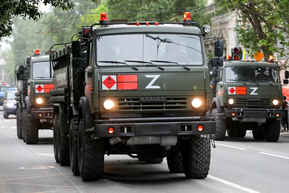 KamAZ trucks are also actively used in the war in Ukraine. The state defense contract remains a priority, accounting for the purchase of nearly every other truck