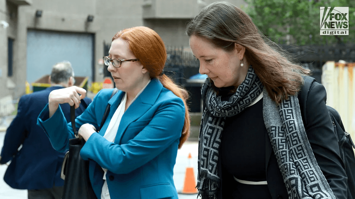 Трамп уволил прокурора Морен Коми — дочь экс-главы ФБР. Она участвовала в расследовании дела Эпштейна и вела дело рэпера Пи Дидди — NYT