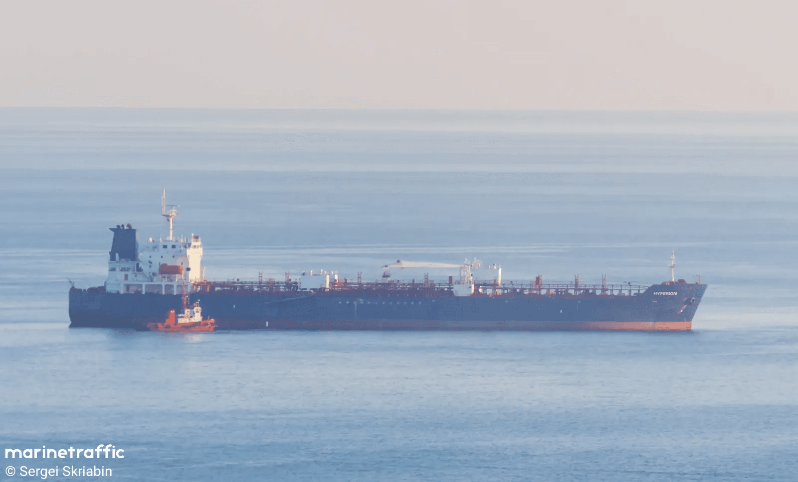 Второй «теневой» танкер у берегов Венесуэлы сменил флаг на российский и отправился в Атлантику