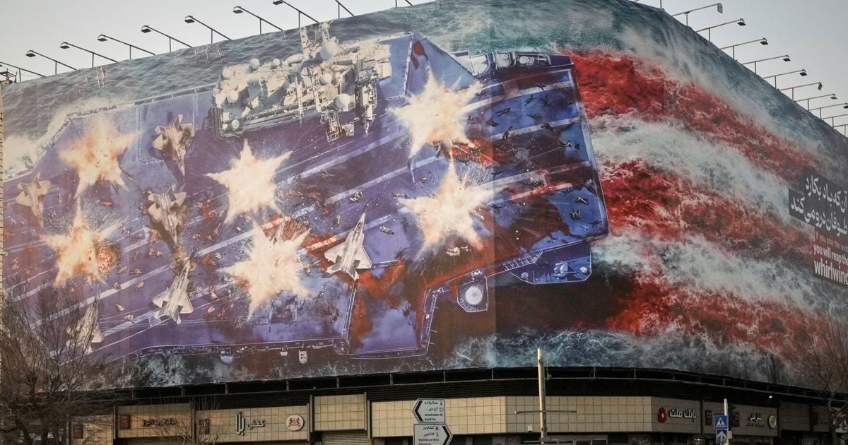 «Авраам Линкольн» против аятолл. Смогут ли США сменить иранский режим военным путем