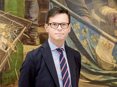 Новым директором Лувра стал экс-руководитель Версаля, историк искусств Кристоф Лерибо