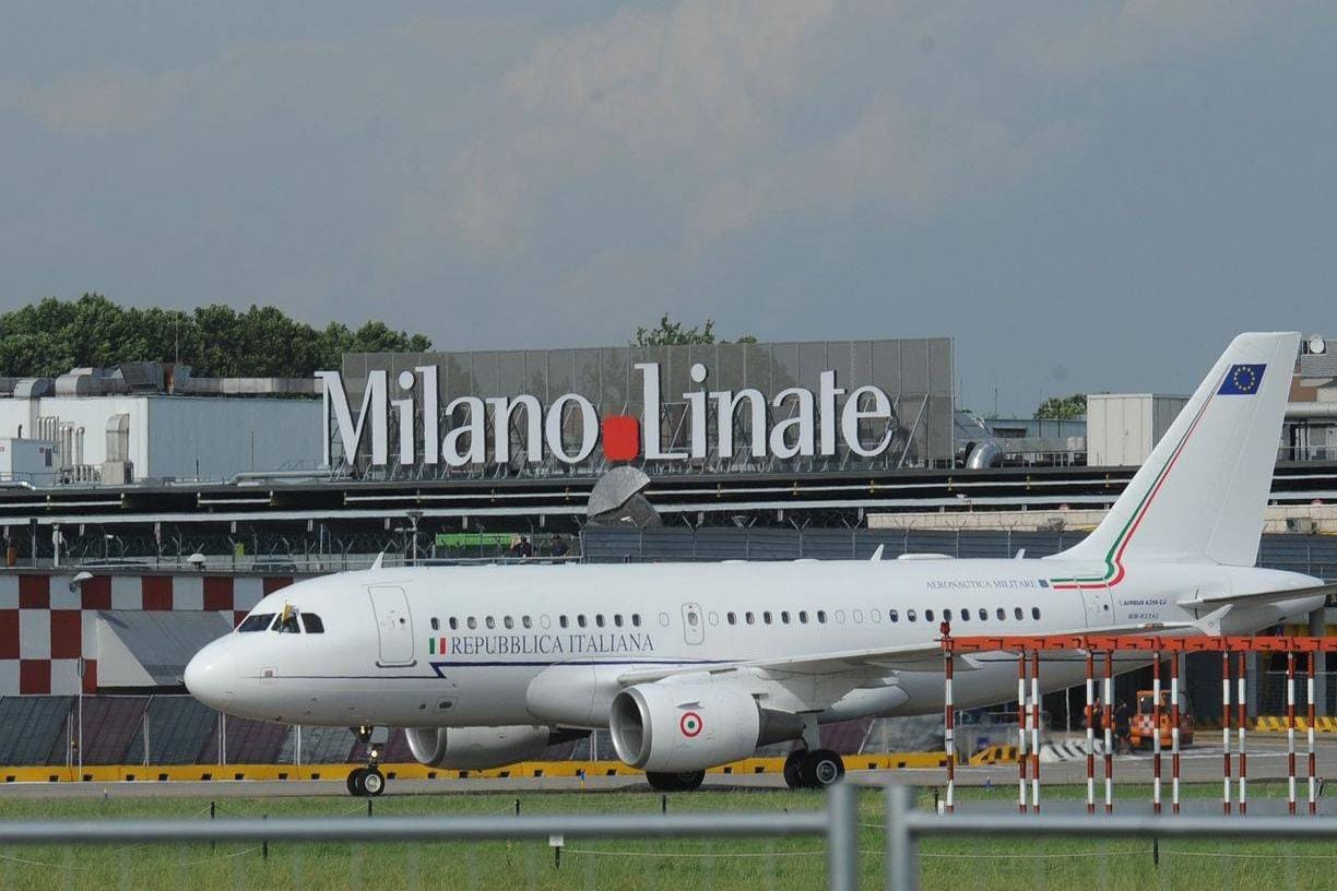 В аэропортах Милана, Венеции, Болоньи и Тревизо ограничили заправку самолетов из-за нехватки топлива — EFE