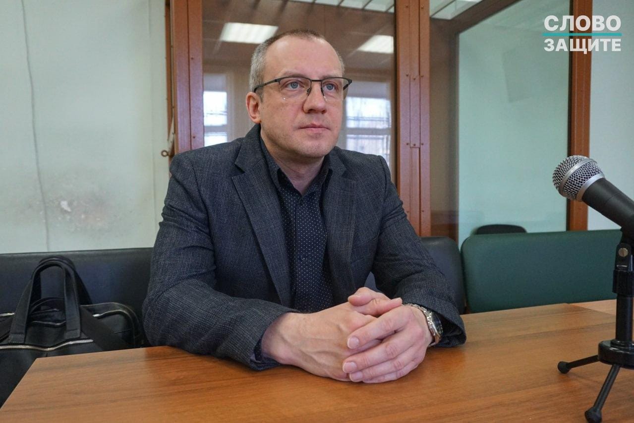 Адвоката Руслана Сидики и других политзаключенных задержали по уголовному делу. Это не первая попытка силовиков посадить его в тюрьму