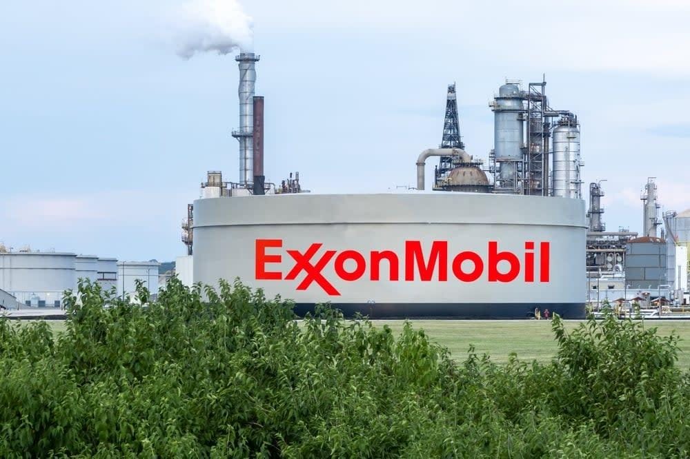 NYT: ExxonMobil собирается вновь добывать нефть в Венесуэле через 20 лет после ухода