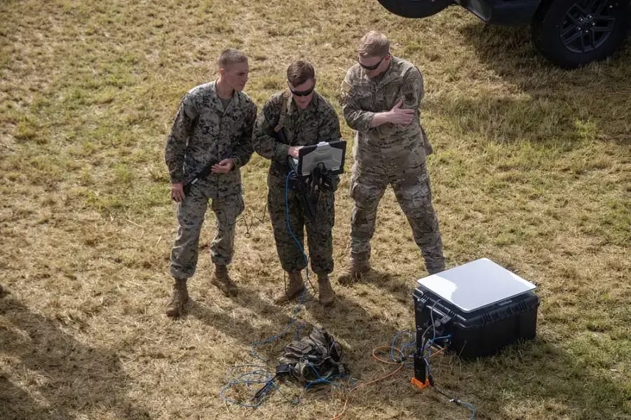 Минобороны Великобритании перешло на военную версию Starlink Starshield — Reuters