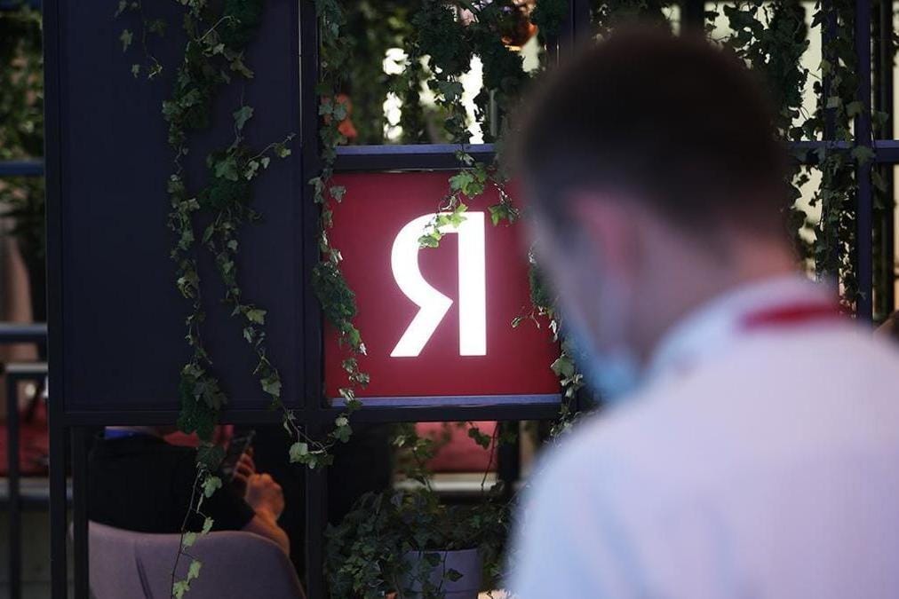 New UK sanctions list GRU officers and Russia’s Yandex Bank