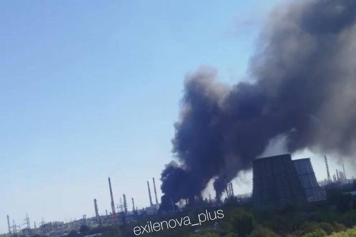 НПЗ в Орске приостановил работу после налета беспилотников — Reuters