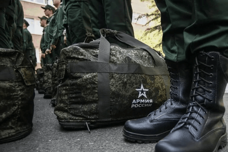 ВС РФ смогут запрашивать полное финансовое и юридическое досье на военнообязанных и членов их семей — проект приказа Минобороны