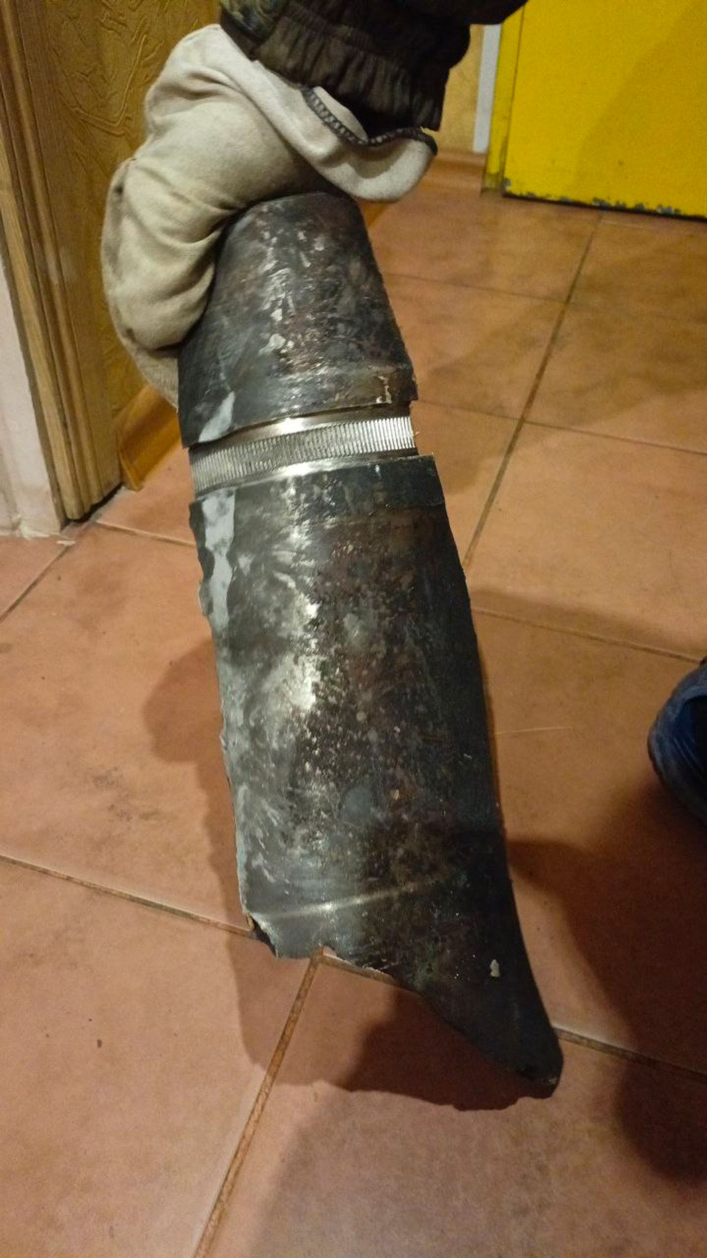 Обломки боеприпасов из Дебальцева в Донецкой области