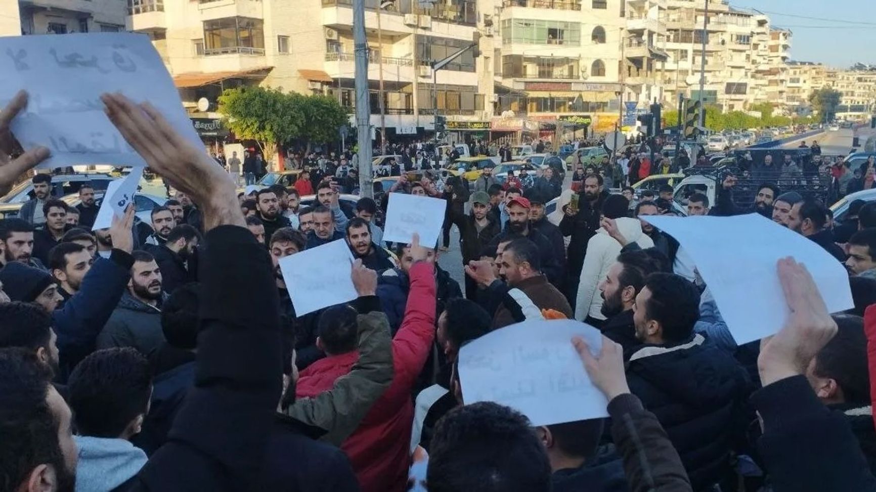 Protests by Alawites in Latakia.