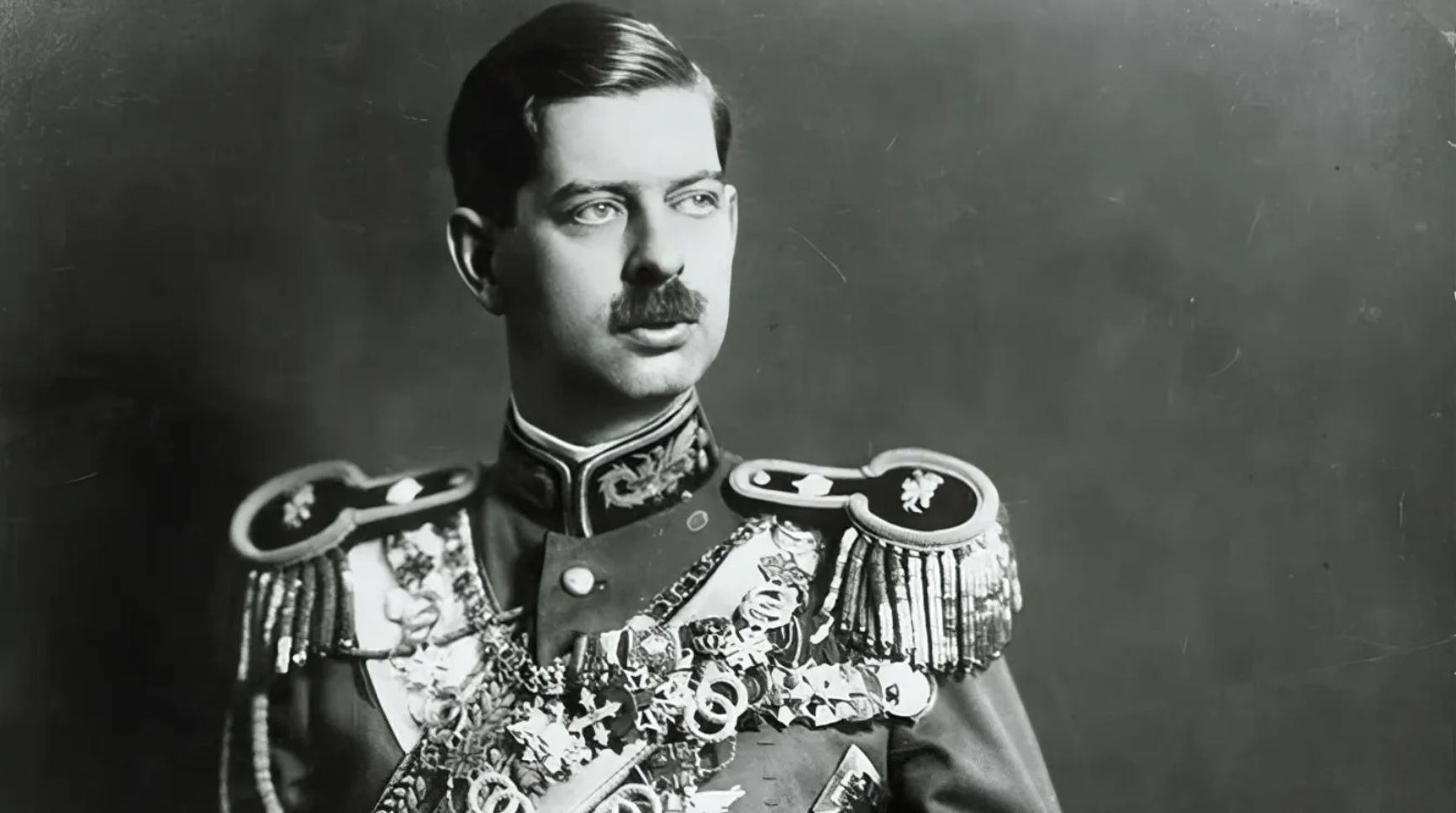 Румынский монарх Кароль II