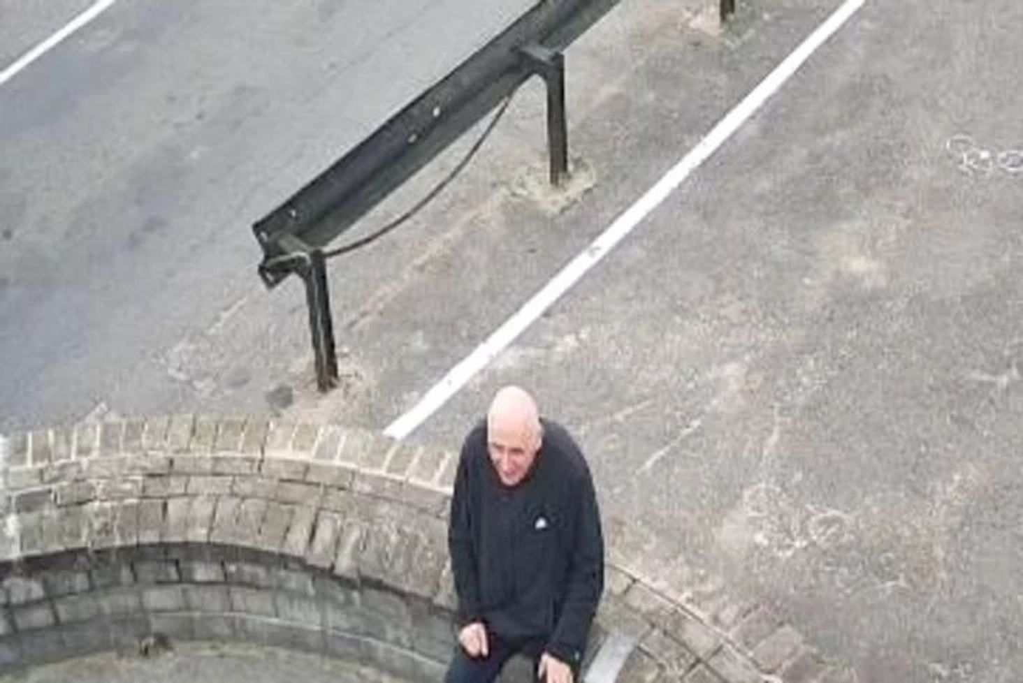 Mikola Statkevich in the “neutral zone” between the state borders of Belarus and Lithuania