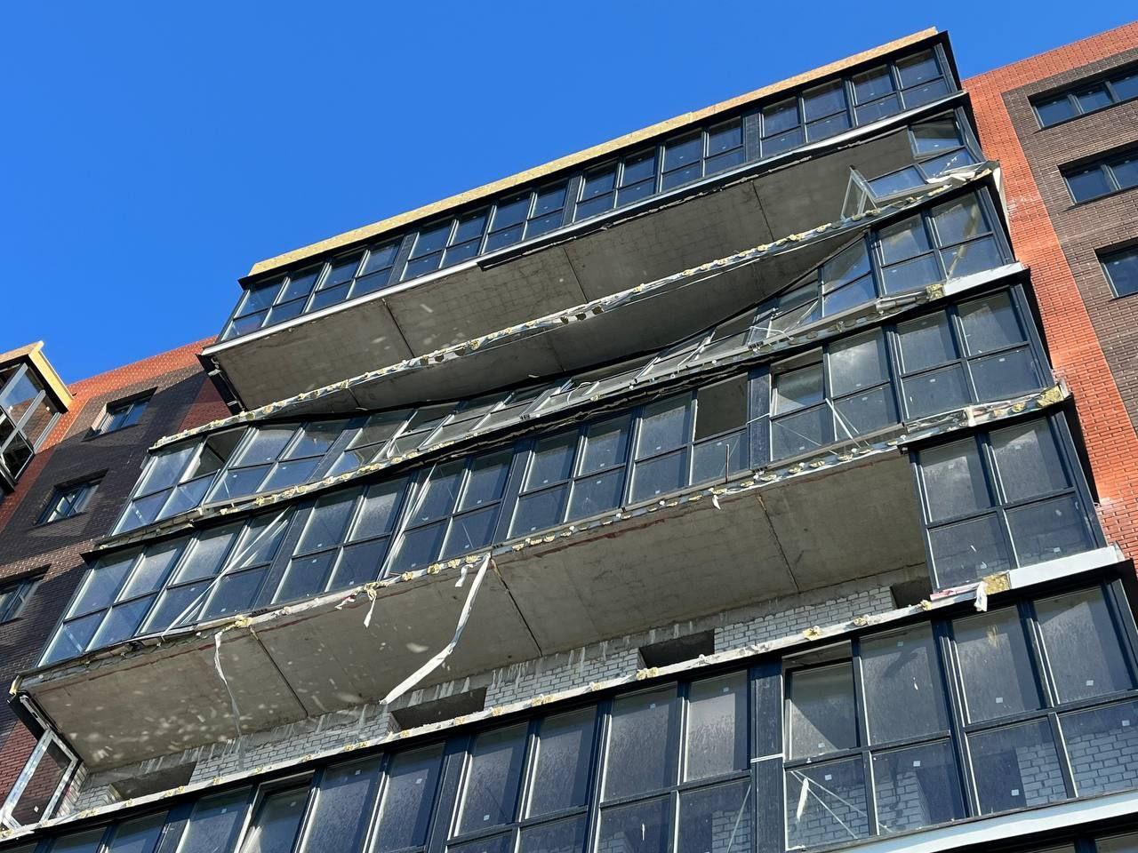 Последствия обстрела Новомосковска в Днепропетровской области