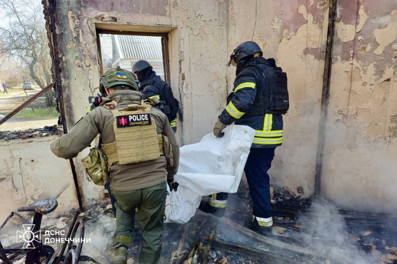 Последствия обстрела Константиновки в Донецкой области