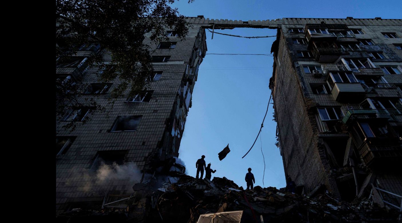 Nine-story building in Kyiv’s Solomianskyi district after a massive Russian missile strike, June 17, 2025.