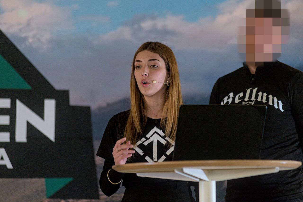 Испанская неонацистка Изабель Перальта