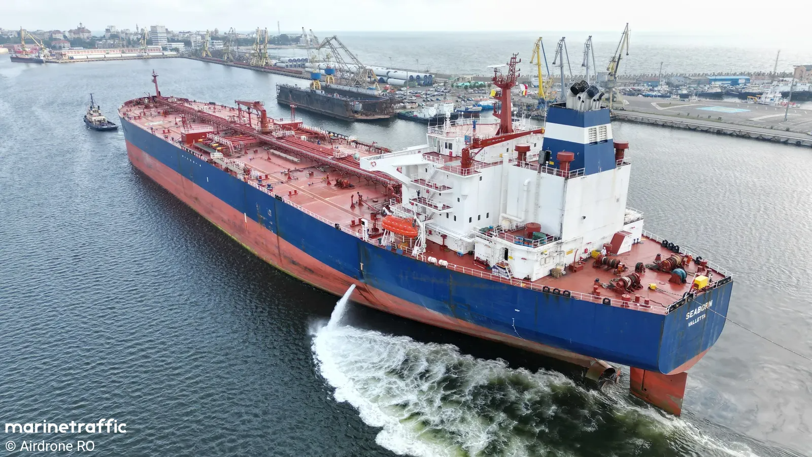The Marathon tanker bearing its former name, Seaborn. Photo: Airdrone RO / Marinetraffic