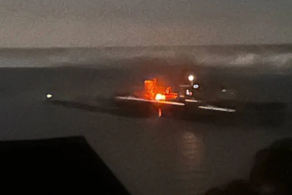 Fire at an oil terminal in the southern Russian port of Tuapse, Nov. 2, 2025. Photo: Exilenova+